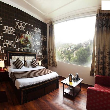 Divyansh Hotel Dharamshala Exteriör bild