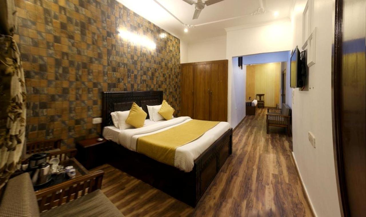 Divyansh Hotel Dharamshala Exteriör bild