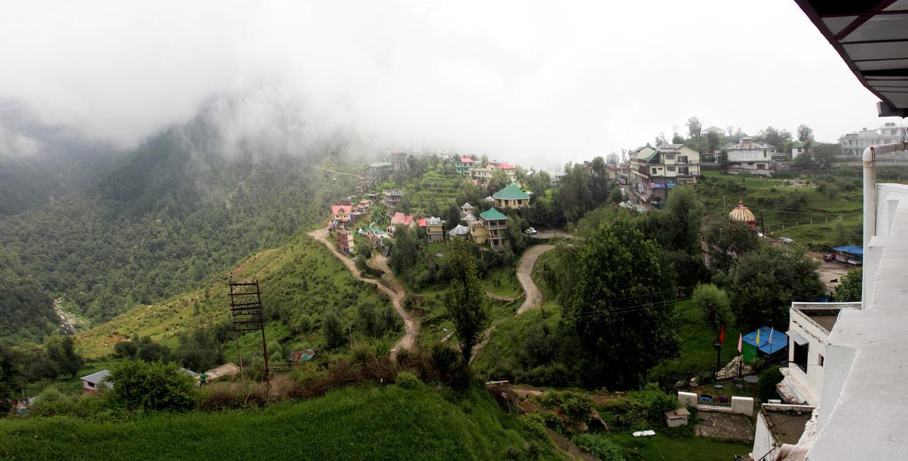 Divyansh Hotel Dharamshala Exteriör bild