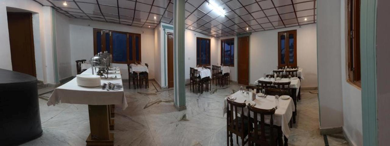 Divyansh Hotel Dharamshala Exteriör bild