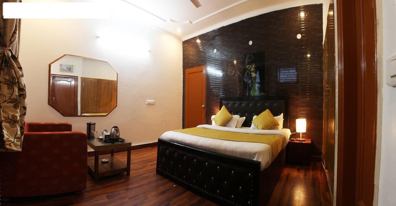 Divyansh Hotel Dharamshala Exteriör bild