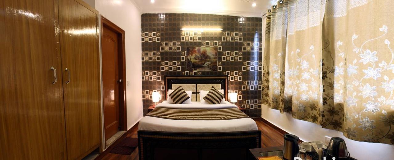 Divyansh Hotel Dharamshala Exteriör bild