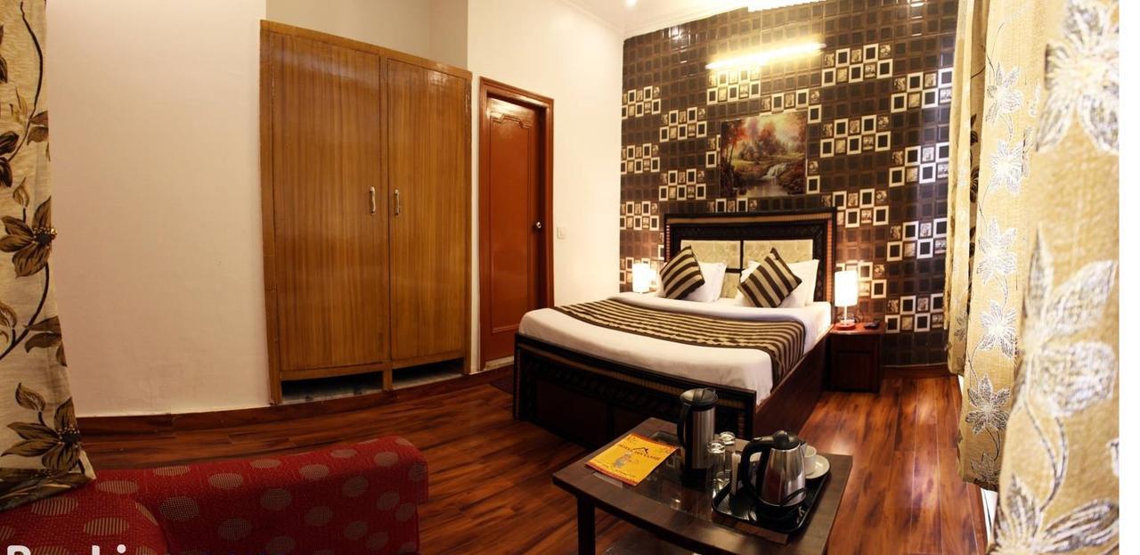 Divyansh Hotel Dharamshala Exteriör bild